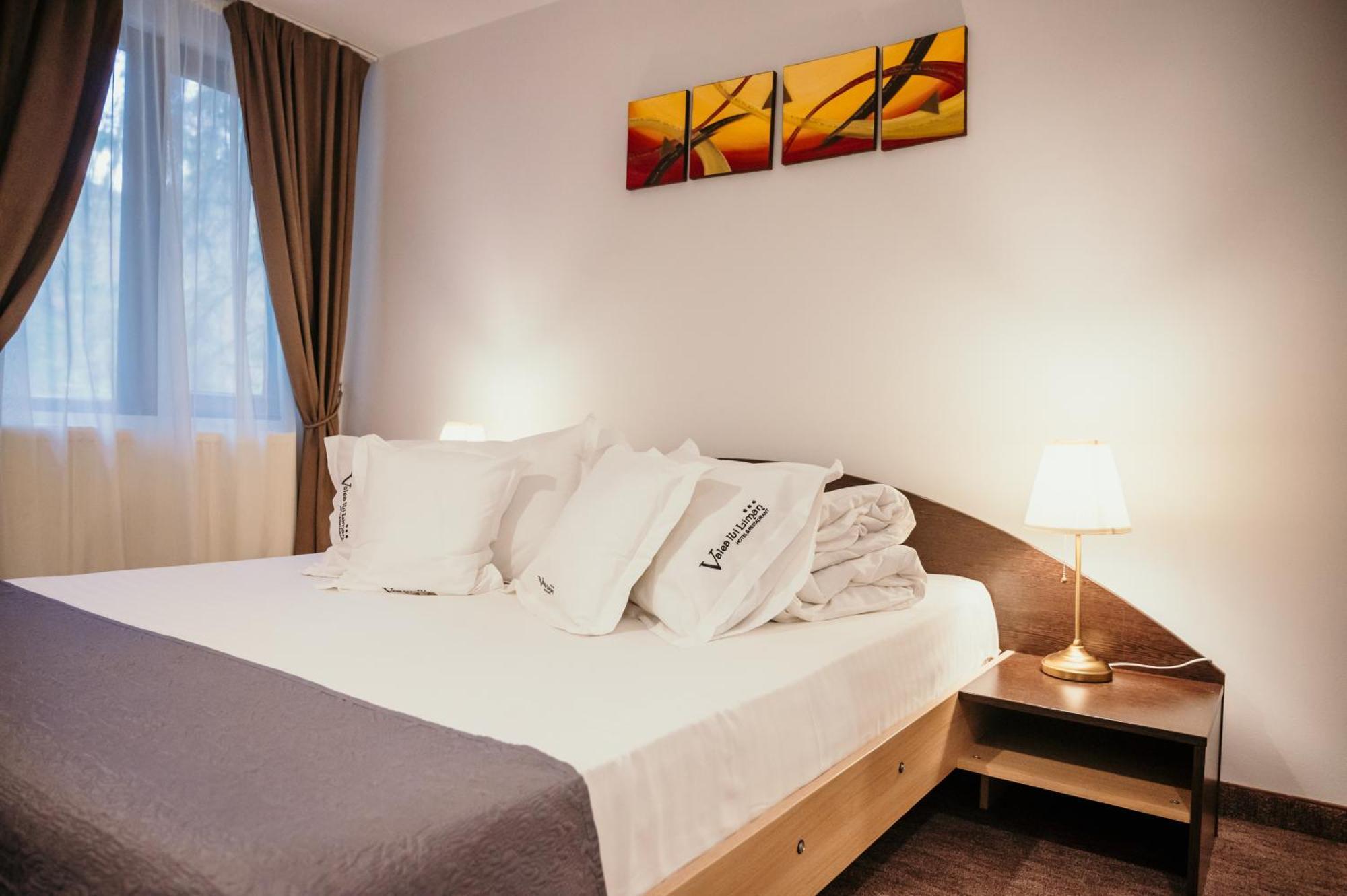 Valea Lui Liman Hotel Tomesti  Luaran gambar