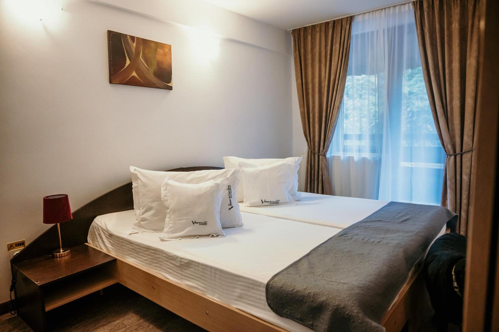 Valea Lui Liman Hotel Tomesti  Luaran gambar