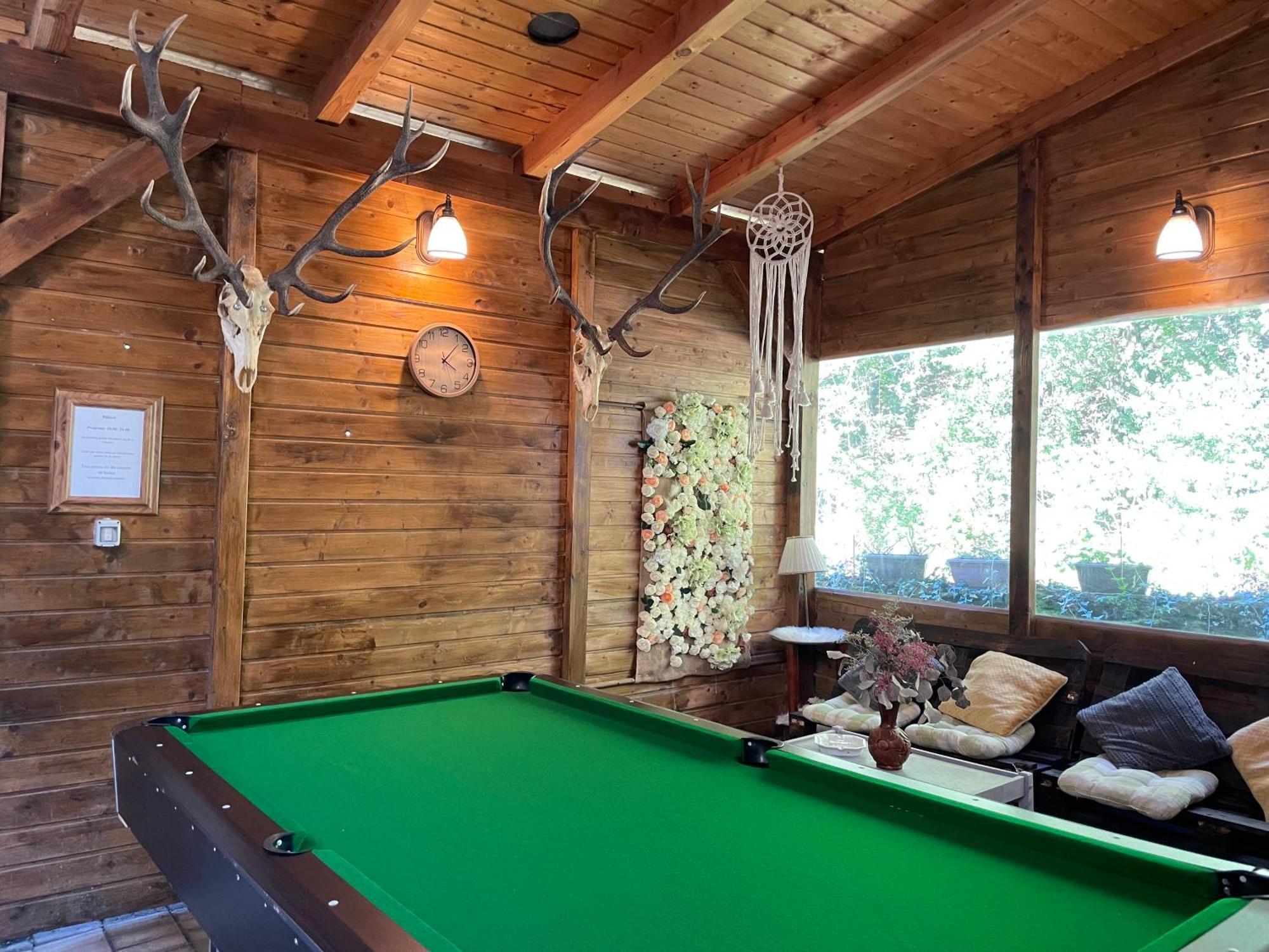 Valea Lui Liman Hotel Tomesti  Luaran gambar